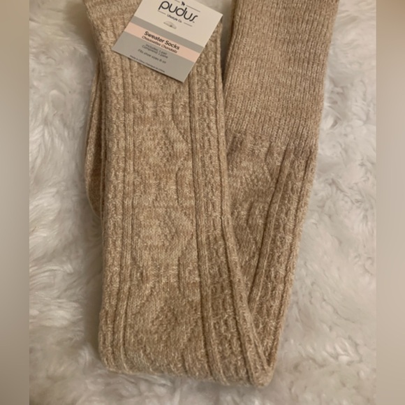 PUDUS ladies 99% soft poly tan color Sweater socks NWT size 6-10 - Picture 1 of 6